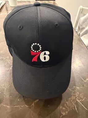 Philadelphia 76ers Black Baseball Cap with Red & White Logo